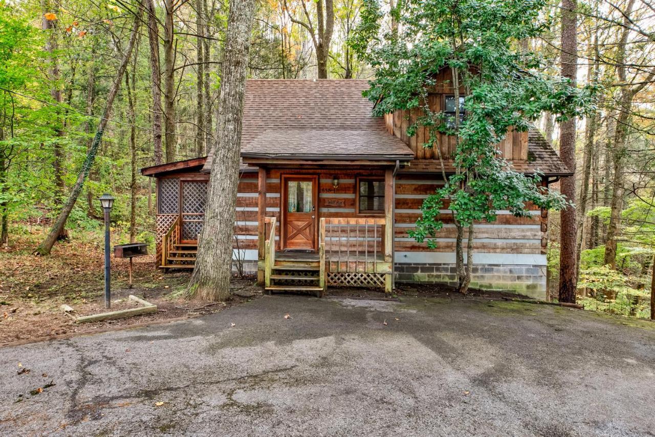 Holiday home Wolf Run Location Log Cabin Hot Tub *