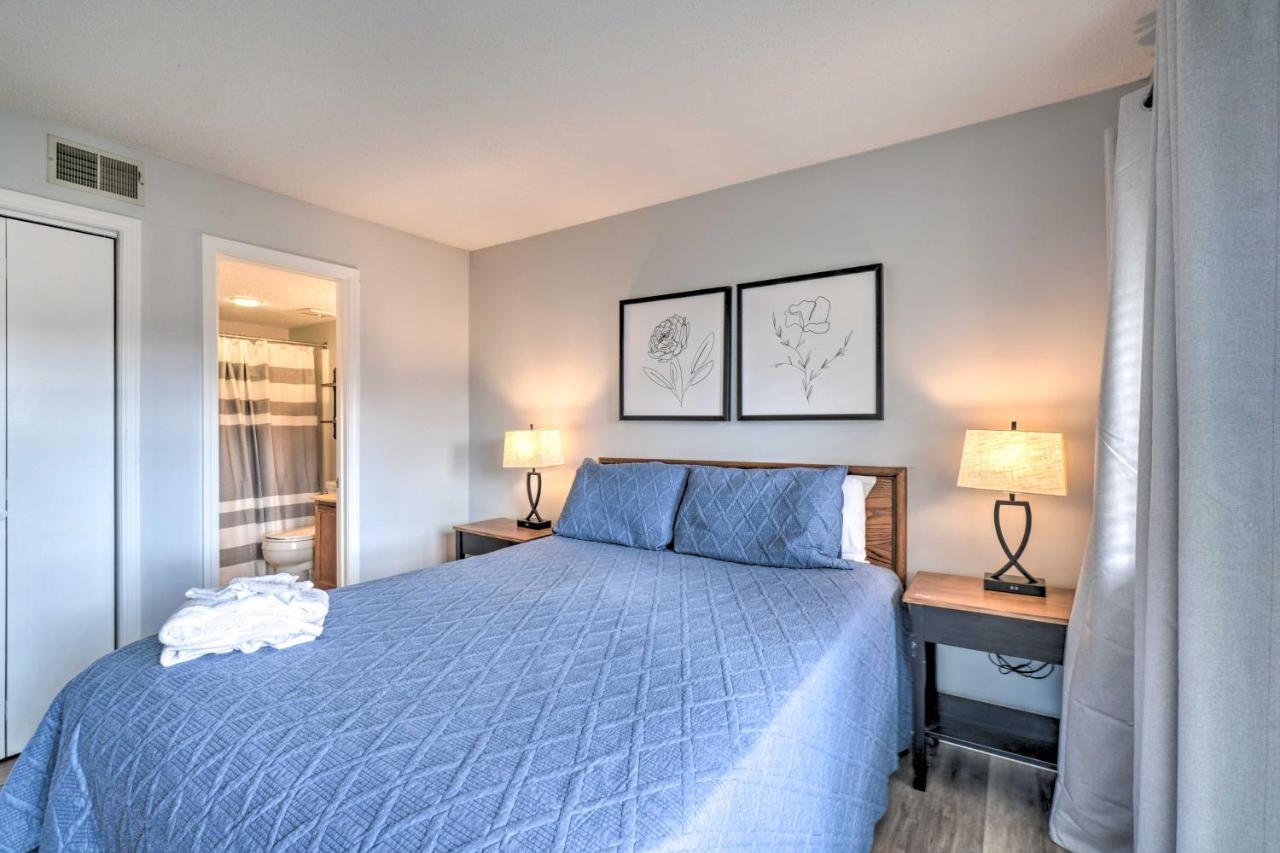 Mountaintop With Community Pool Apartment