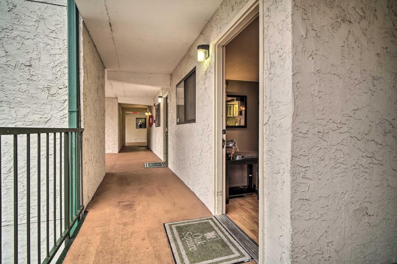 Cozy Downtown With Pool Access *