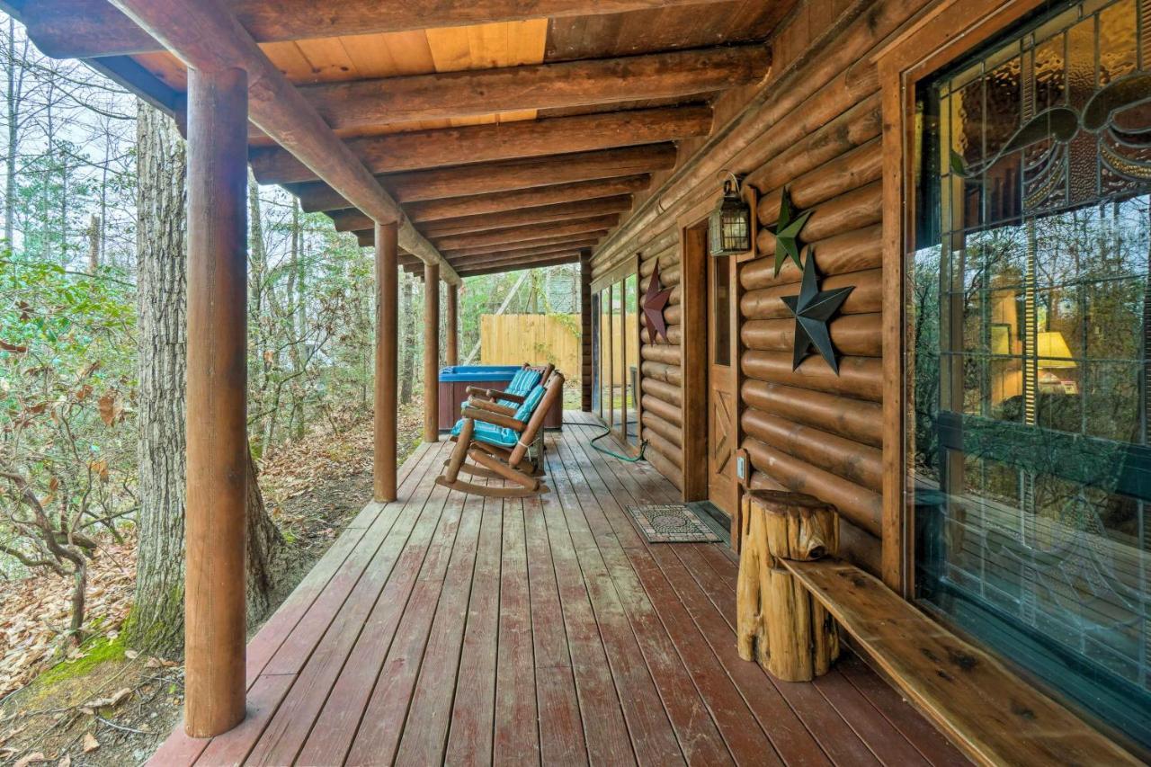 Holiday home Log With Hot Tub And Mountain Views!