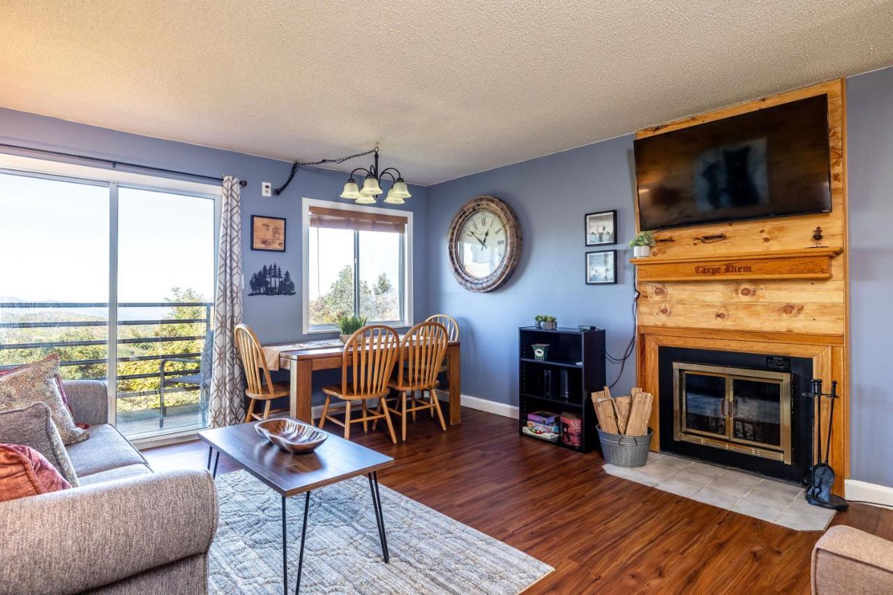 Wow Views!!-mountain Escape-outdoor Pool-close To Downtown-wifi-cable-private Balcony