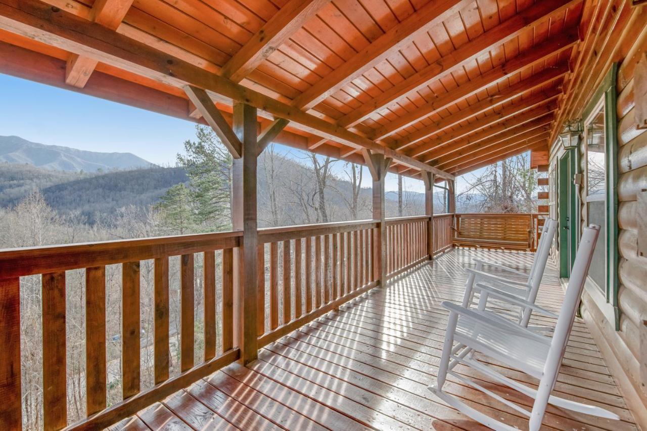 Triple Mountain View Holiday home
