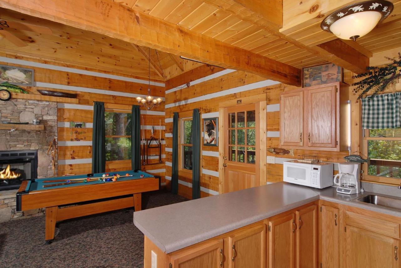 Mountain Getaway - Great Location! Holiday home