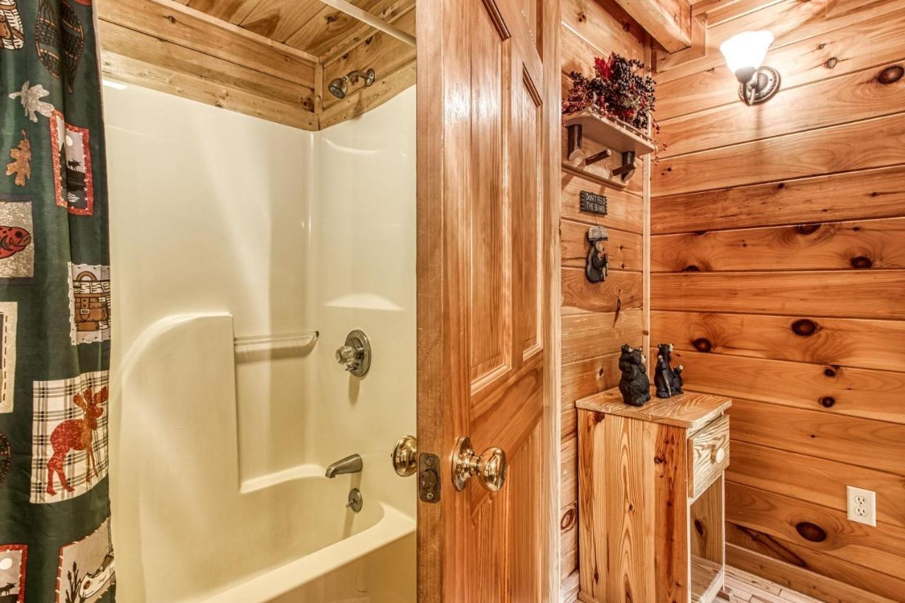 Cupid's Hideaway - Convenient To Downtown And The National Park!