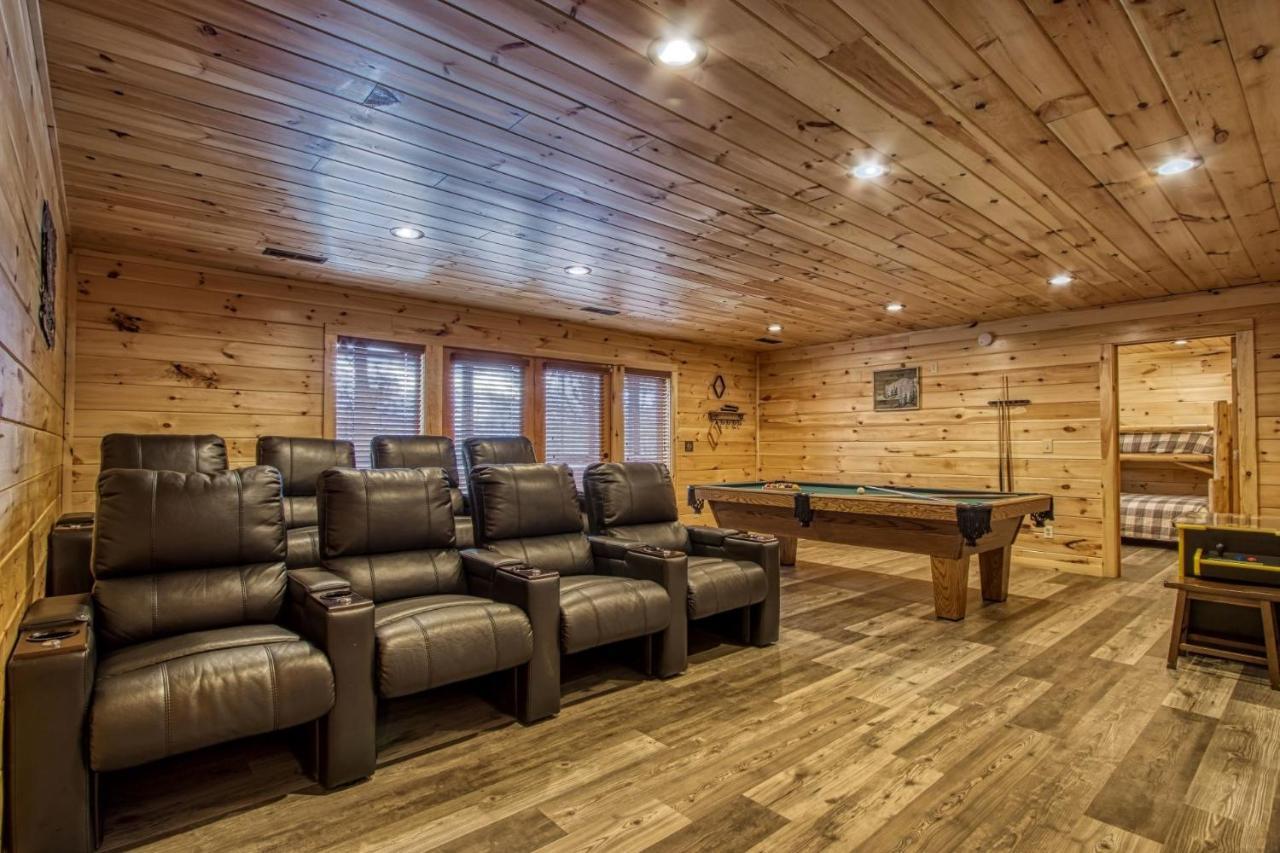Cub Path - Luxurious 5 5 With Theatre And Mountain Views!