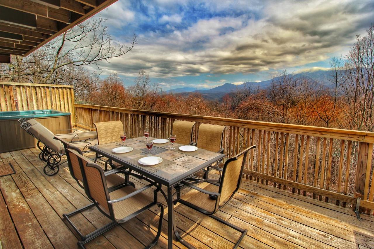 Paradise Vista, Amazing Mtn Views, Hot Tub, 1089 Free Tickets Each Paid Day, Dollywood And Gatlinburg
