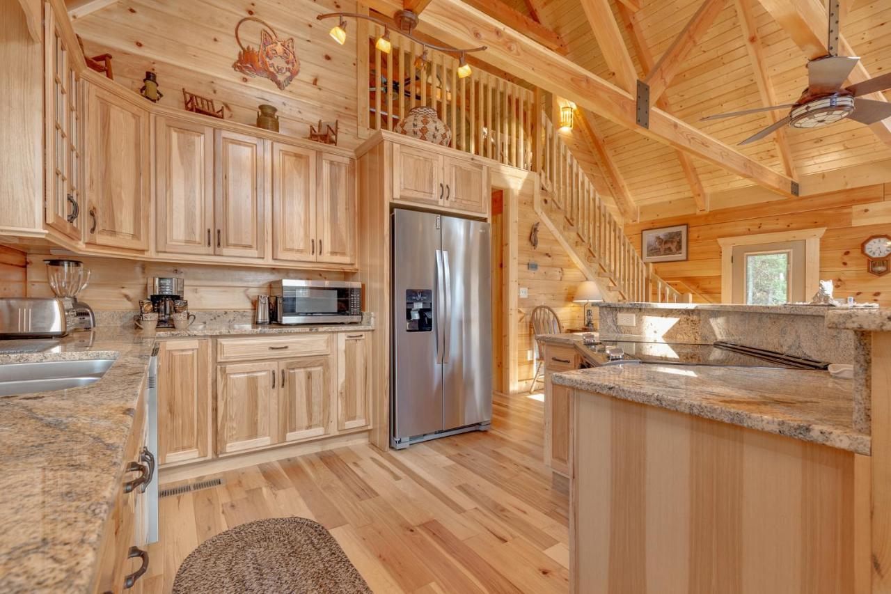 Lone Wolf Holiday home *