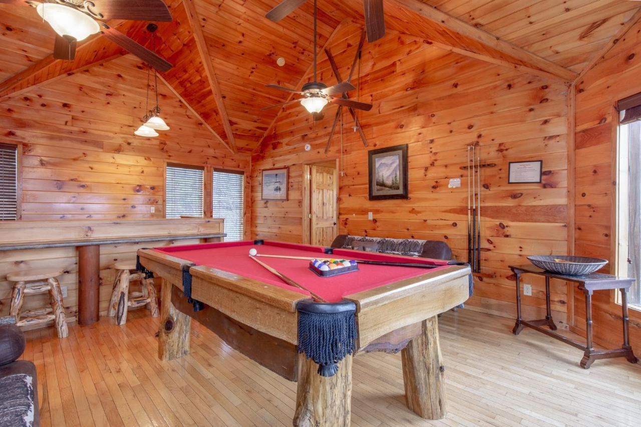 Holiday home Starry Nights Lodge, 5 Bedrooms, Sleeps 18, Hot Tub, View, Gaming, Pets *