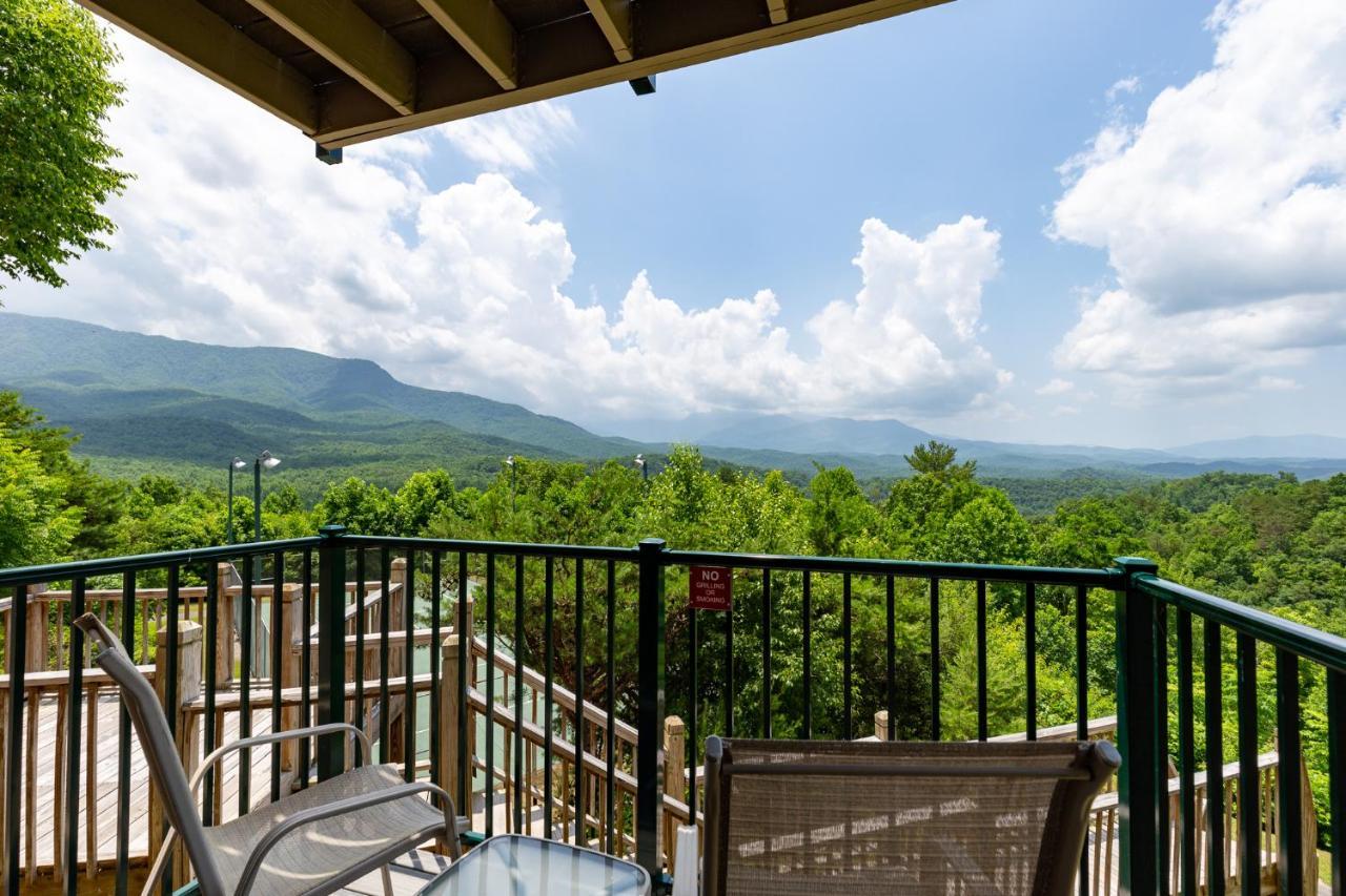 Deer Ridge Mountain E108 Apartment Gatlinburg