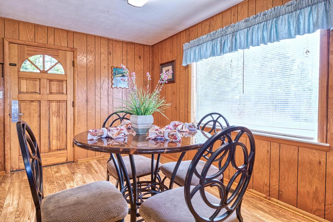 Park View 1, 2 Bedrooms, Mountain View, Hot Tub, Sleeps 4 Holiday home Gatlinburg