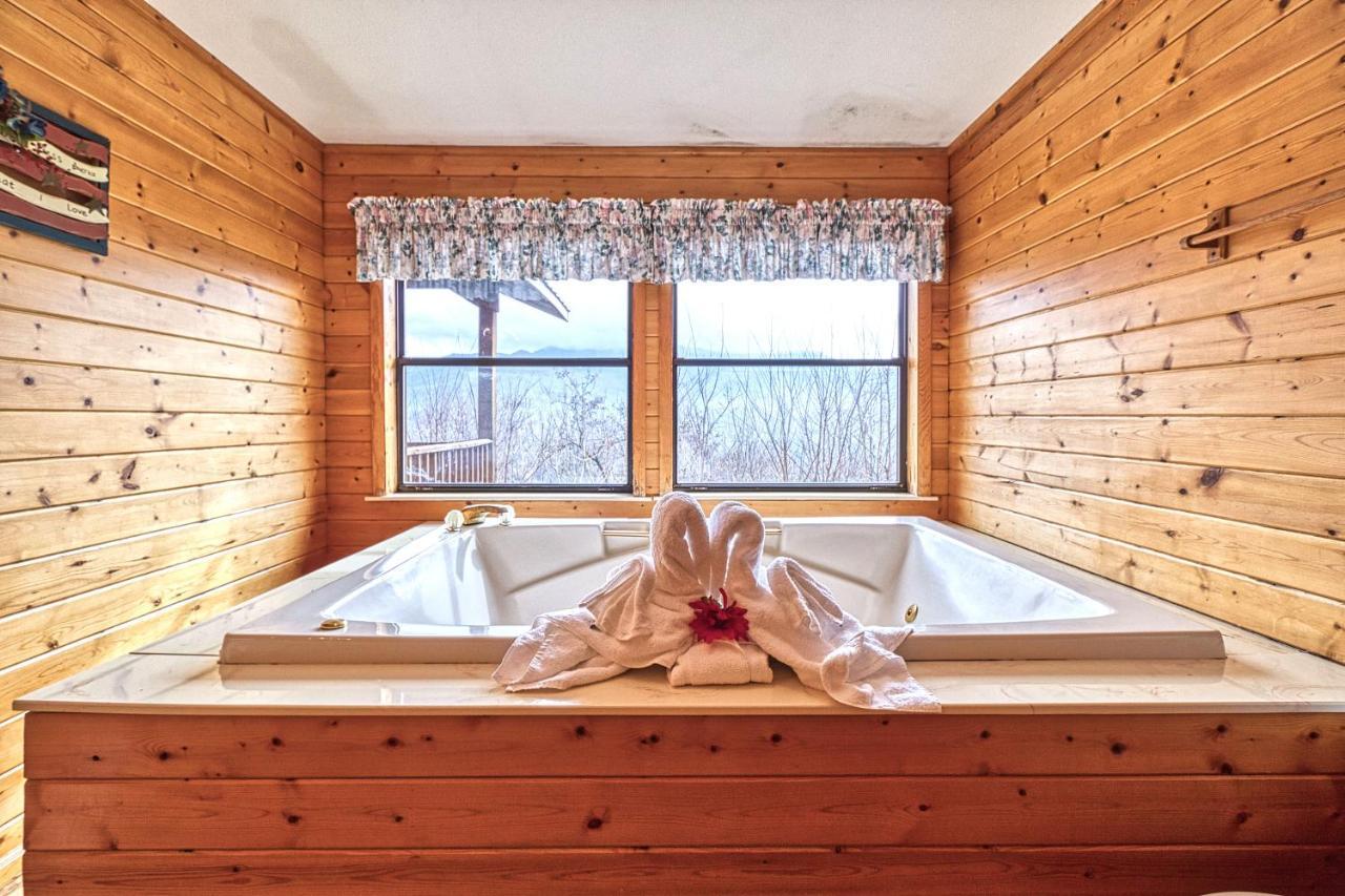 Holiday home Park View 1, 2 Bedrooms, Mountain View, Hot Tub, Sleeps 4 Gatlinburg