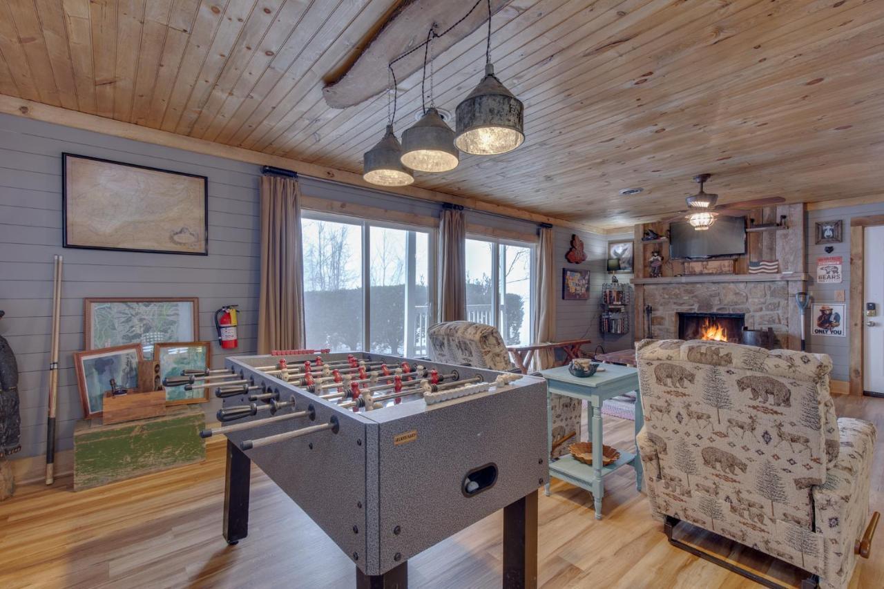 Holiday home Swiss Bear Haus, 4 Bedrooms, Hot Tub, Pool Access, Sleeps 12