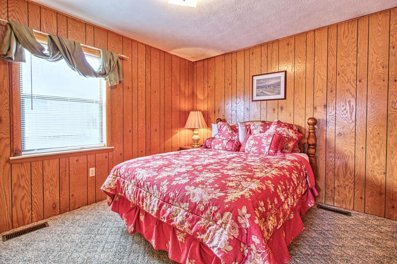Park View 1, 2 Bedrooms, Mountain View, Hot Tub, Sleeps 4 Holiday home