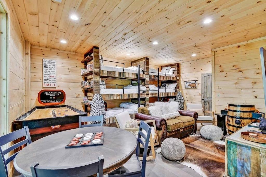 Oakley's Mountain Modern - Luxury Family In Arts And Craft District Holiday home *