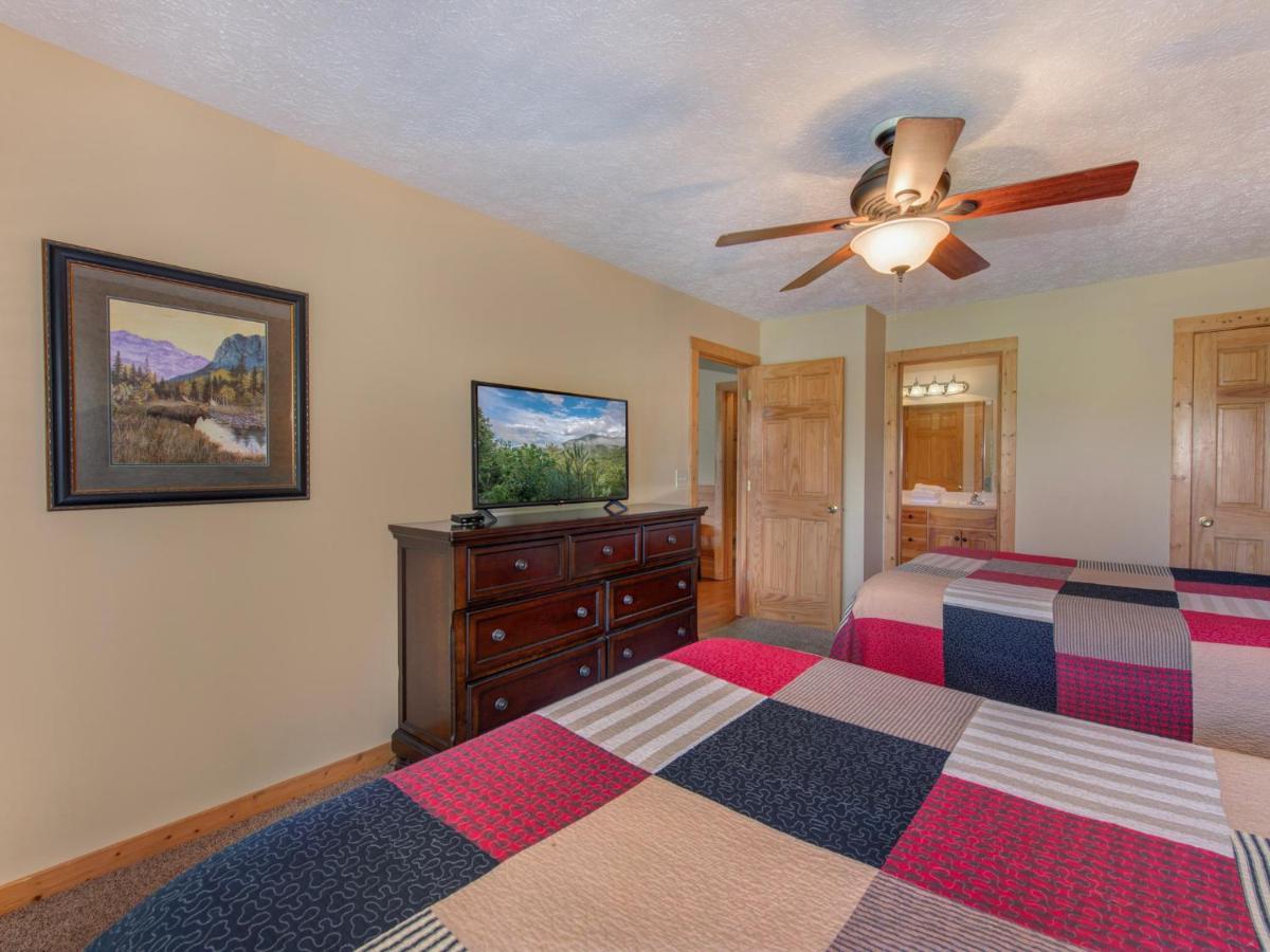 Eagles Point Holiday home
