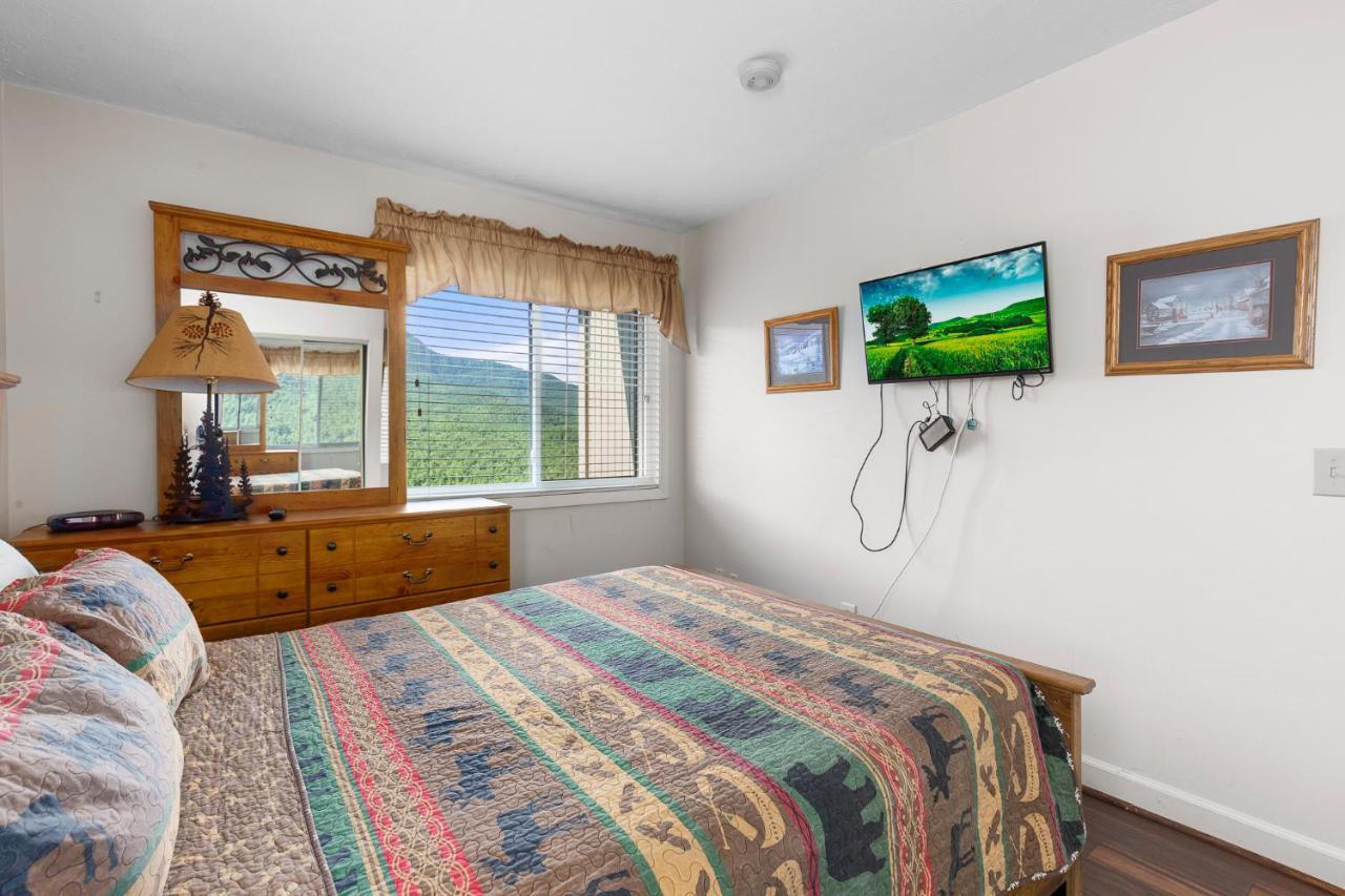 Deer Ridge Mountain C301 Gatlinburg