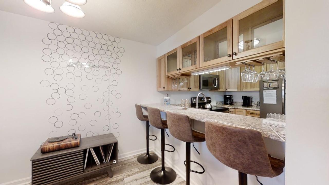 A Beary Wonderful Life Apartment *