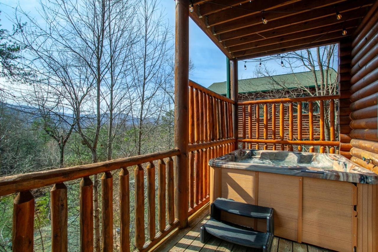 Firefly Falls Mtn View Hot Tub Game