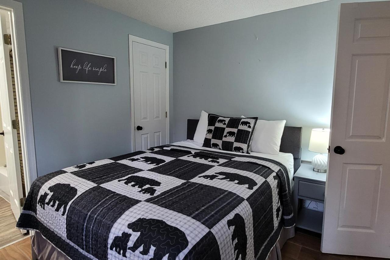 Bearfoot Apartment
