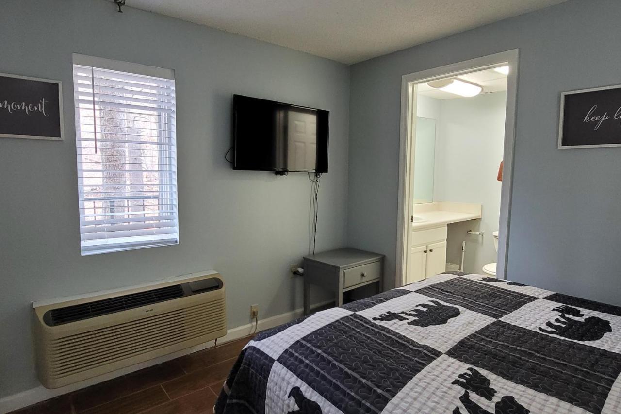 Bearfoot Apartment *