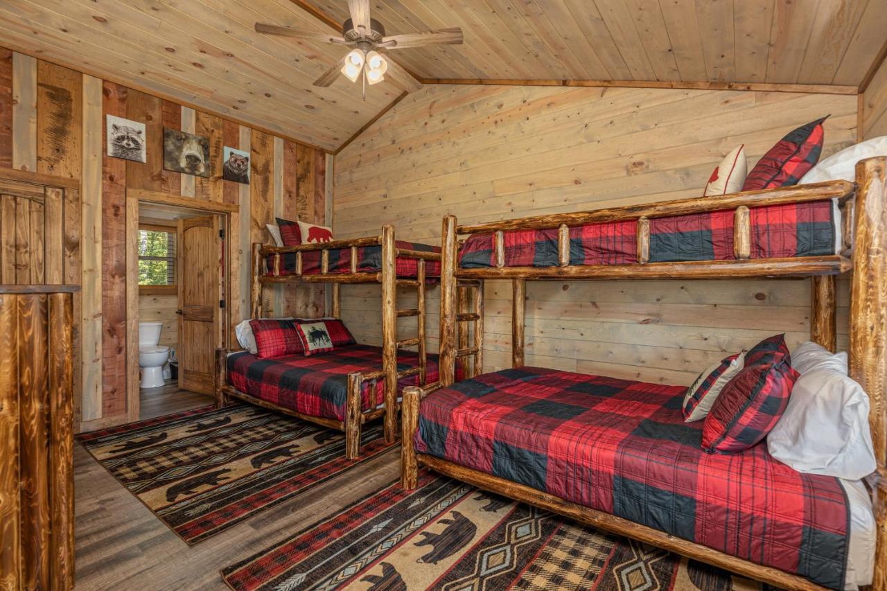 Rustic Dreamscapes * Gatlinburg