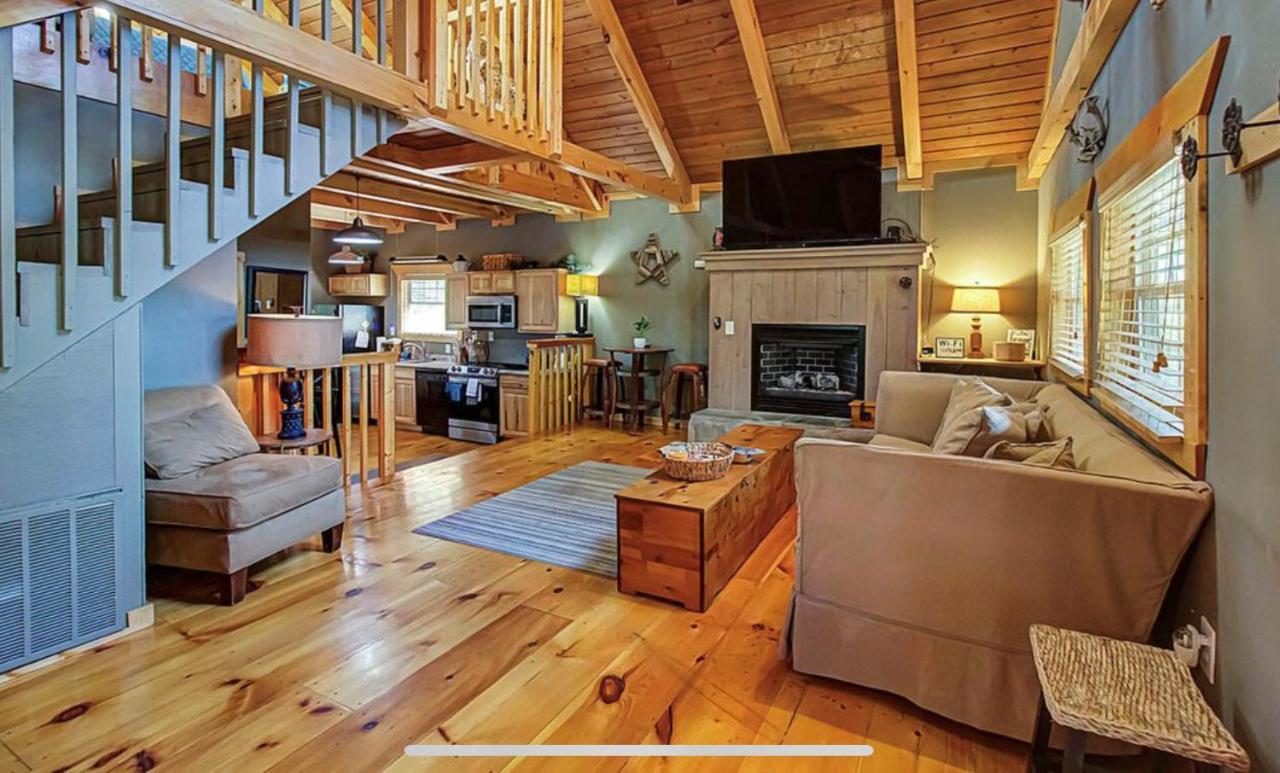 Cozy With Mountain Views And Easy Access To Attractions * Gatlinburg