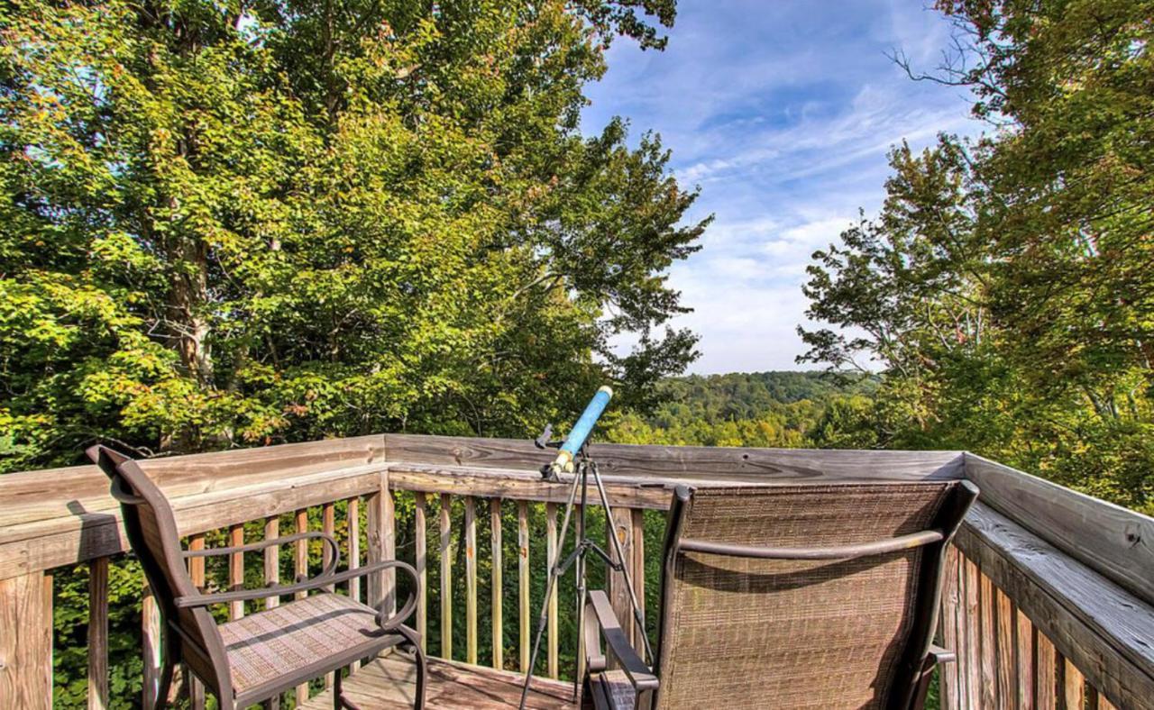 Cozy With Mountain Views And Easy Access To Attractions *