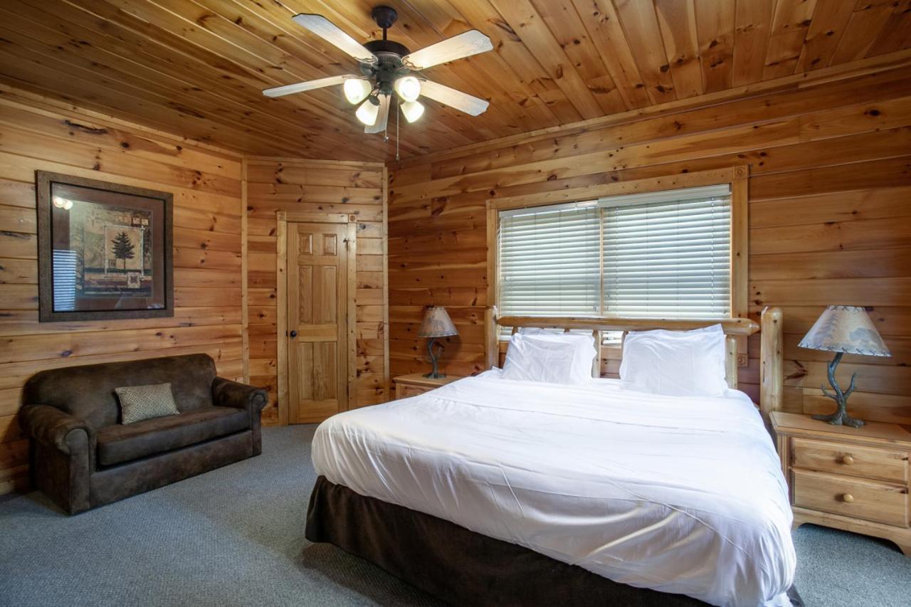 Holiday home Firefly Falls Mtn View Hot Tub Game Gatlinburg