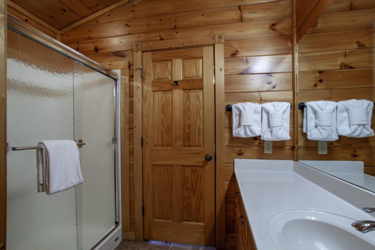 Holiday home Firefly Falls Mtn View Hot Tub Game *