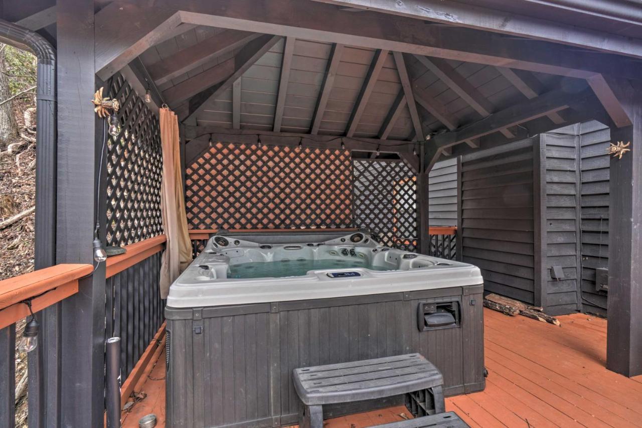 Tree Top Dream Cabin With Hot Tub In Gatlinburg! *