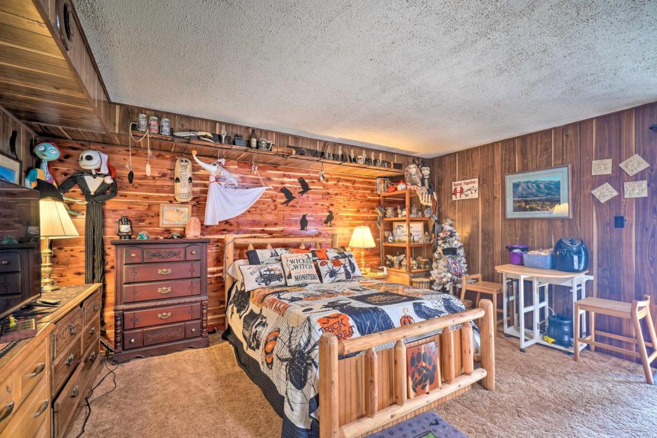 Mountain-view 5 Mi To Downtown Holiday home