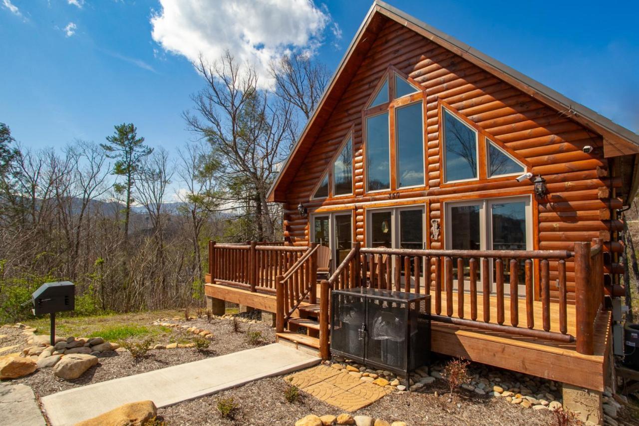 Mystic Mountain View Grill Fire Pit Holiday home