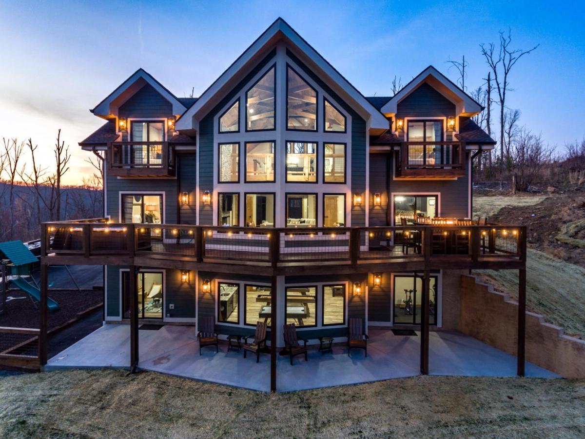 Holiday home Piney Estate Hot Tub Game Theater