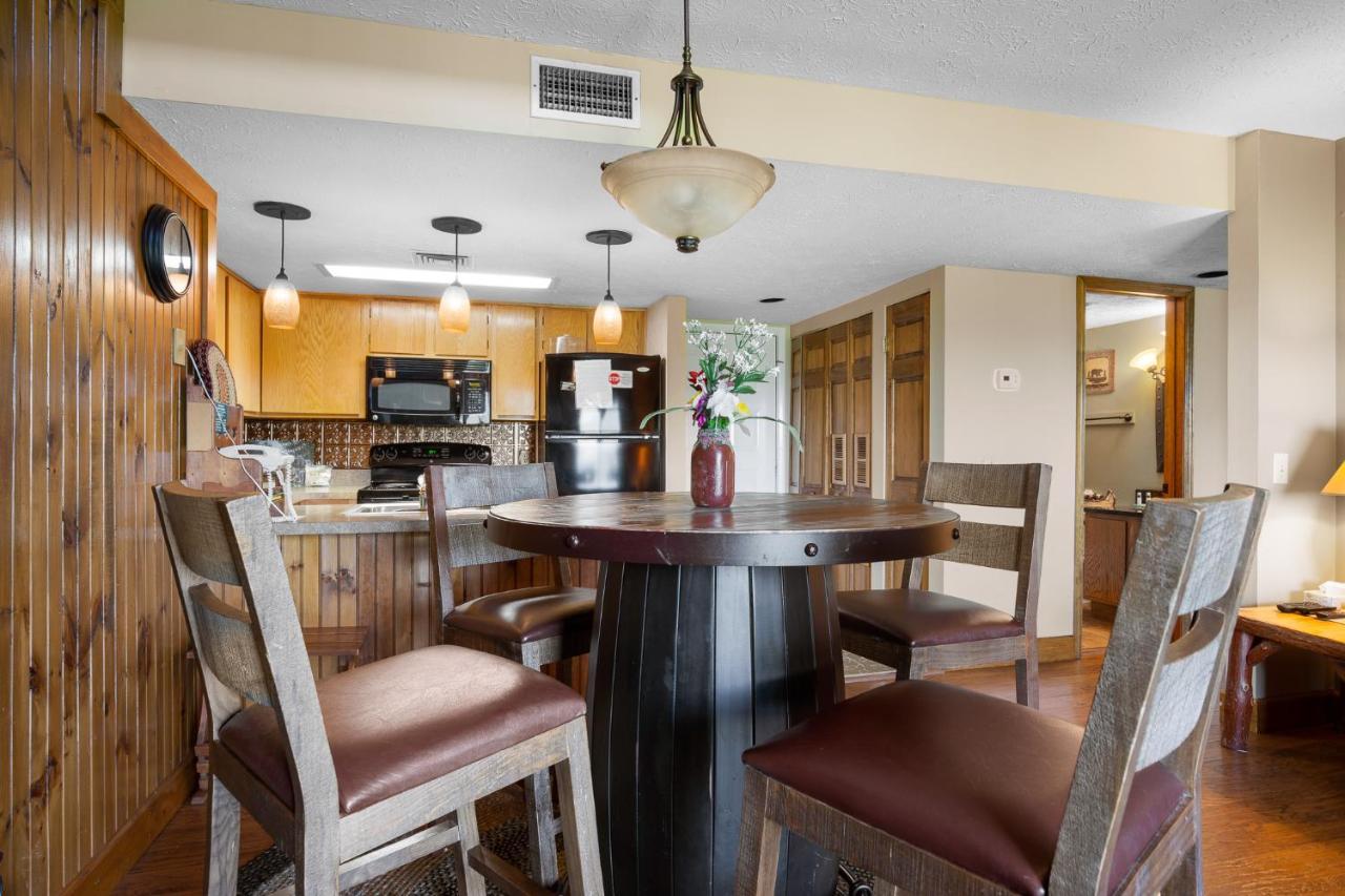 Deer Ridge Mountain E308 Apartment Gatlinburg