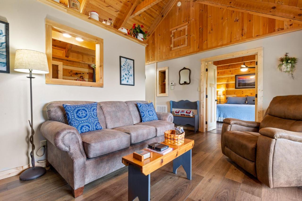 Nestled McCookville
