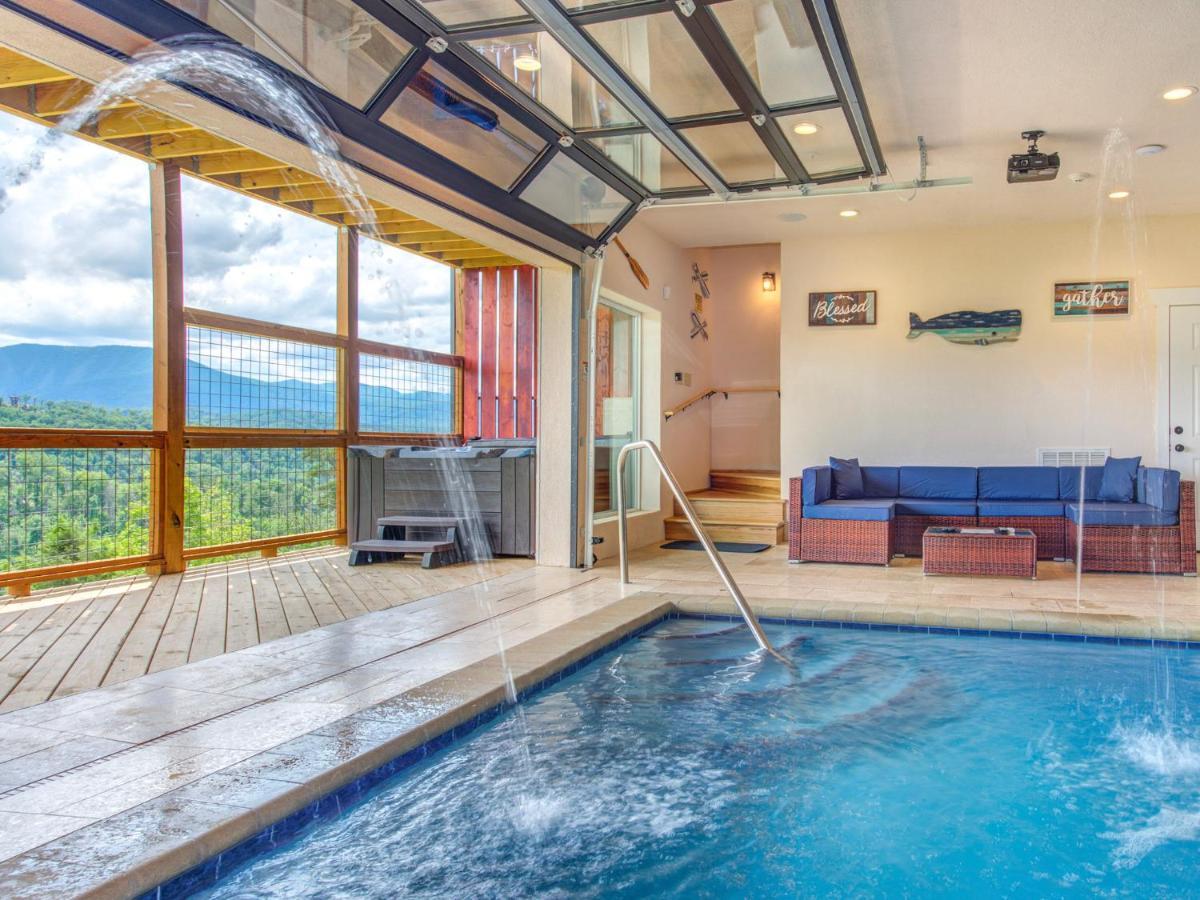 Holiday home Splashtastic View