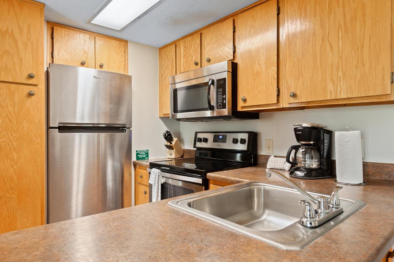 Apartment Deer Ridge Mountain C102 Gatlinburg