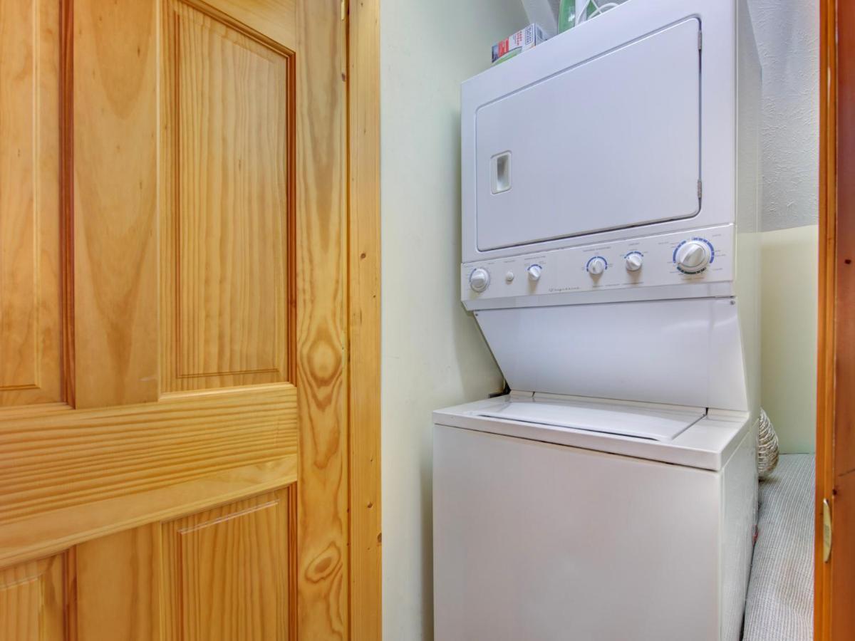Holiday home Bear's Corner, 3 Bedrooms, Wifi, Pool Table, Hot Tub, Wifi, Sleeps 10 Gatlinburg