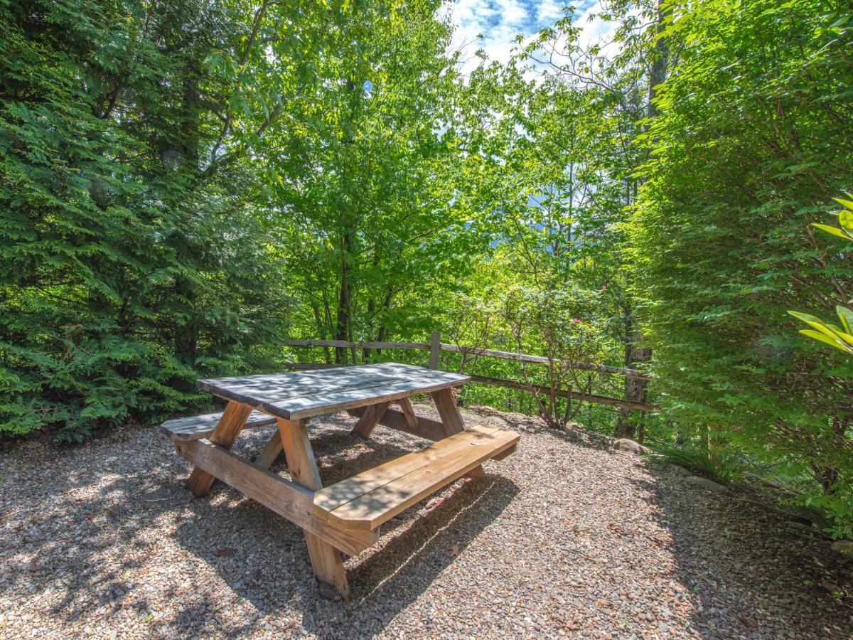 Eagles Point Holiday home