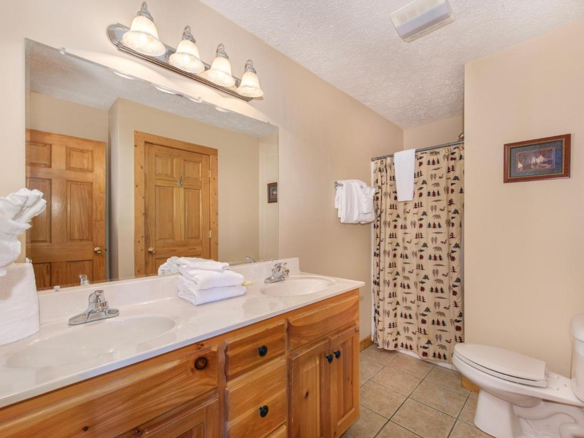 Eagles Point Holiday home *