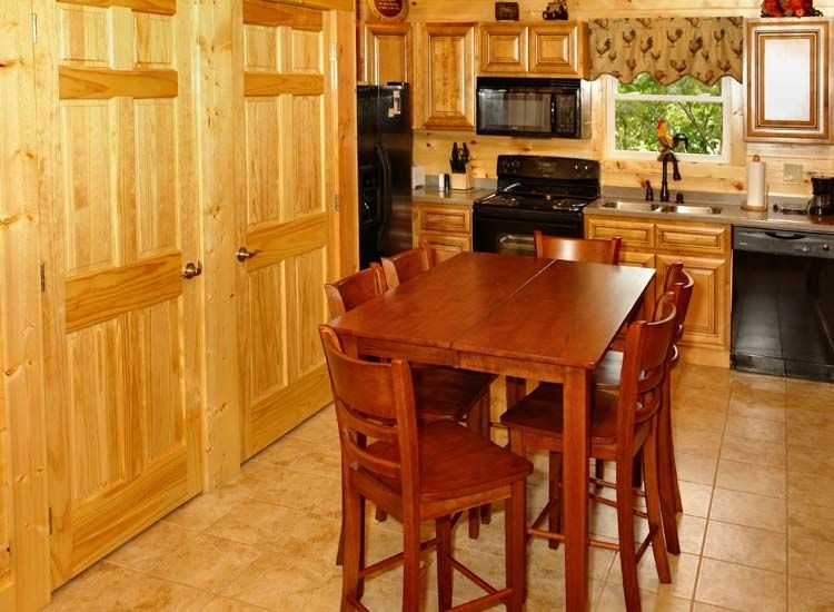 Summit Manor Apartment *