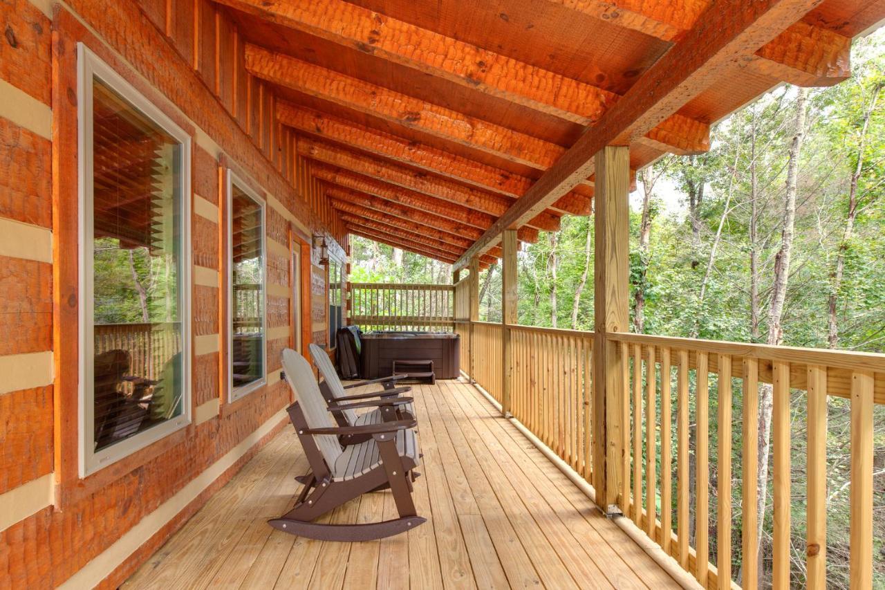 Lovers Hideaway Gatlinburg