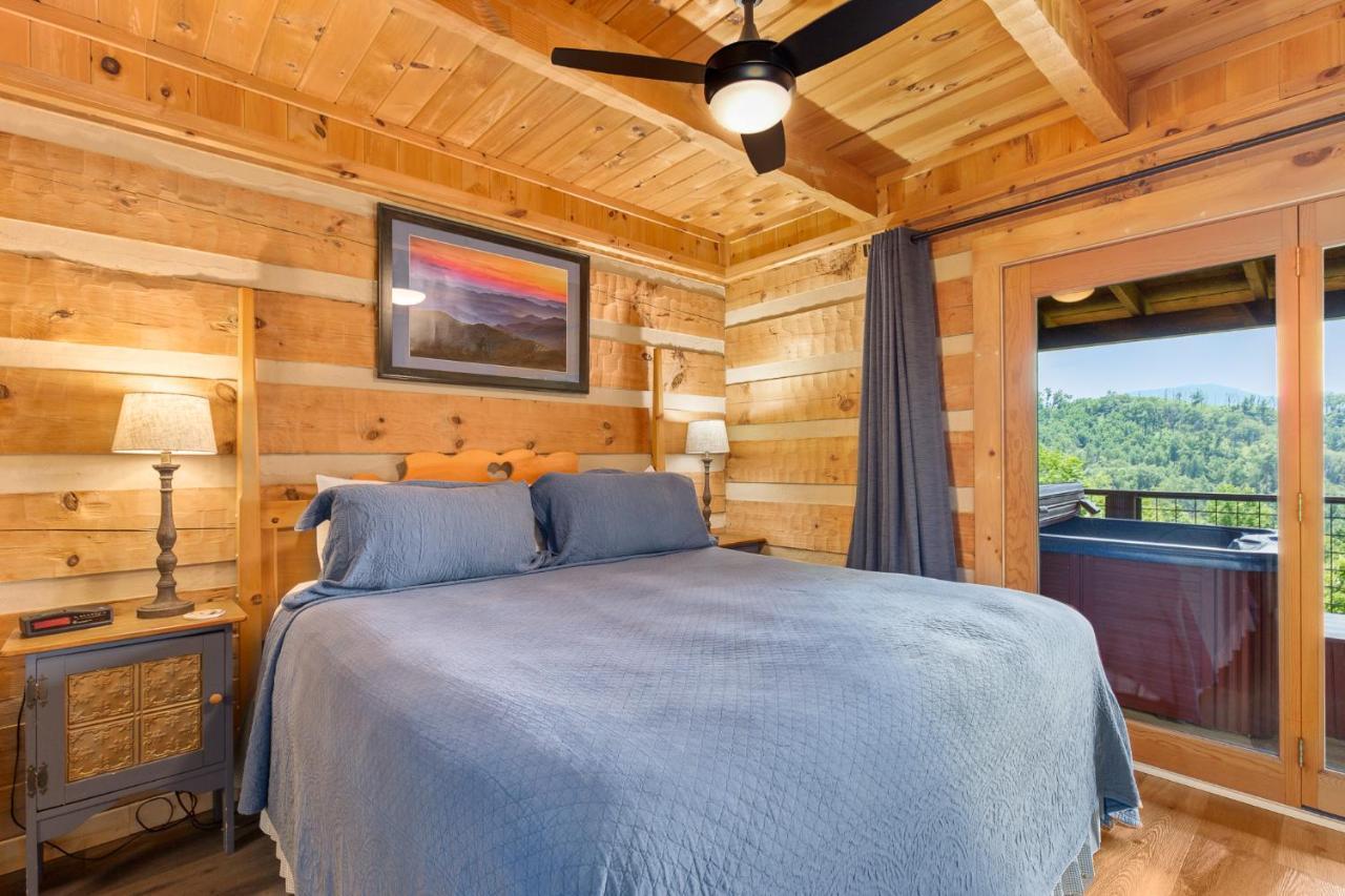 Nestled McCookville