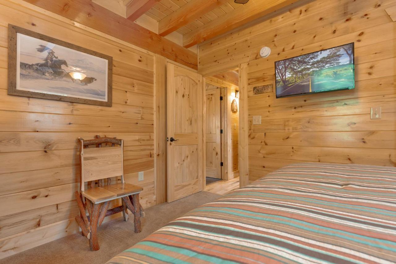 Lone Wolf Gatlinburg
