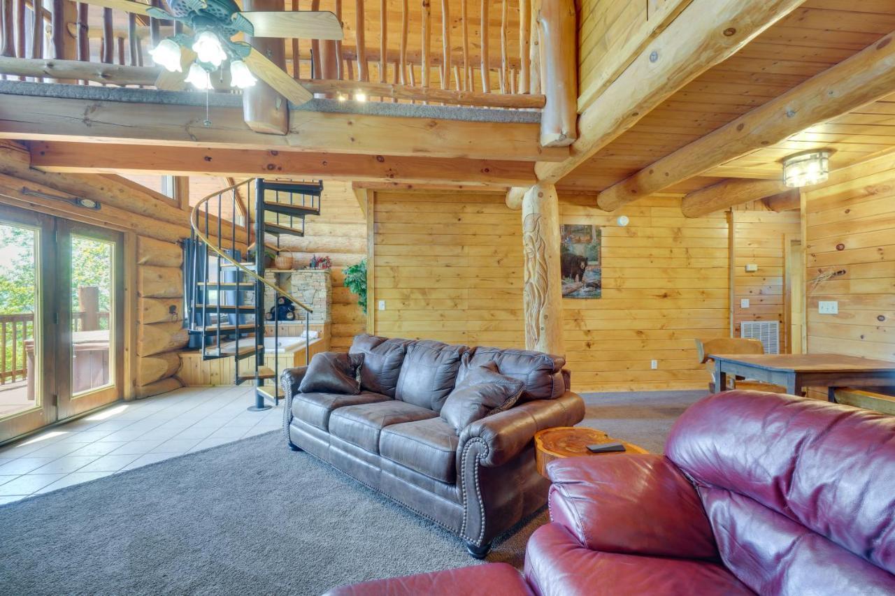 Holiday home Smoky Mountain Vacation With Hot Tub! Gatlinburg