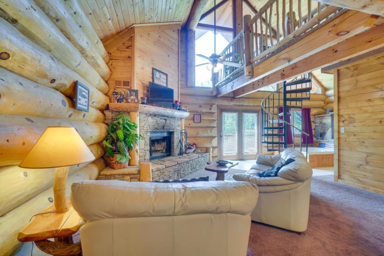 Idyllic With Hot Tub And Balcony! Holiday home Gatlinburg