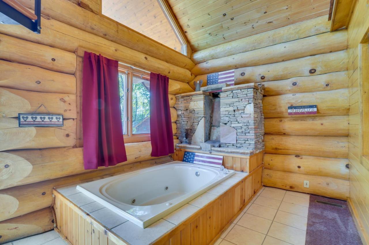 Idyllic With Hot Tub And Balcony! Holiday home