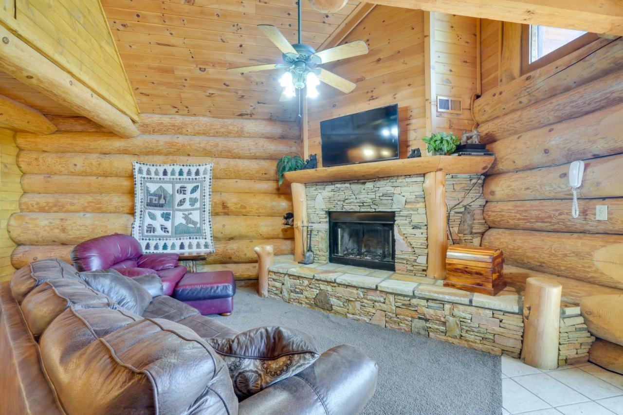Smoky Mountain Vacation With Hot Tub! *