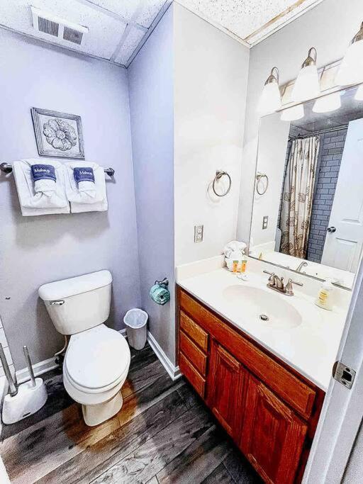Chateau 401 Apartment *