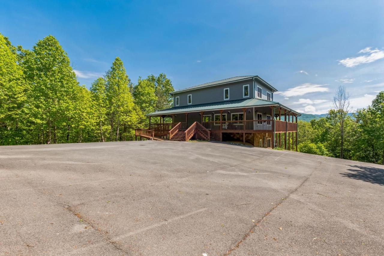 Eight-bedroom House Holiday home Gatlinburg